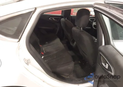 2015 Chrysler 200 Limited from USA, damaged, VIN 1C3CCCAB4FN576311